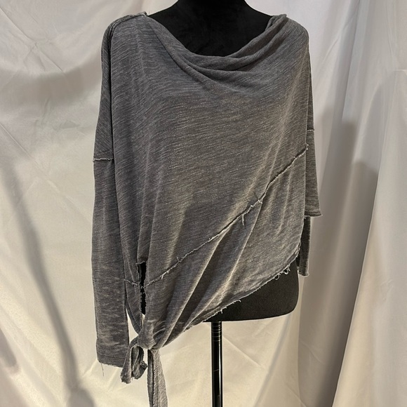 Free People “We the Free” Love Lane Tee Size M - Picture 4 of 12